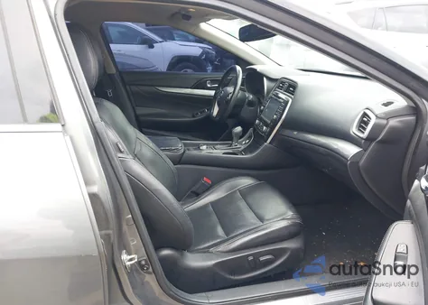 2018 Nissan Maxima 3.5 Sv z USA, uszkodzony, nr VIN 1N4AA6AP6JC387451